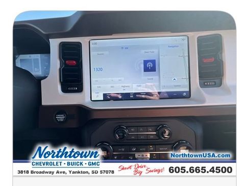 Used 2023 Ford Bronco Heritage Edition AWD/4WD image 16