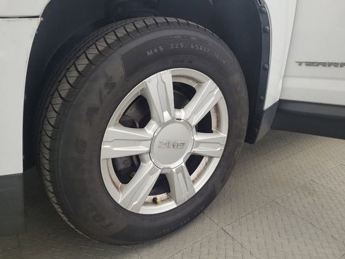 Used 2016 GMC Terrain SLE w/ Driver Alert Package I FWD image 31