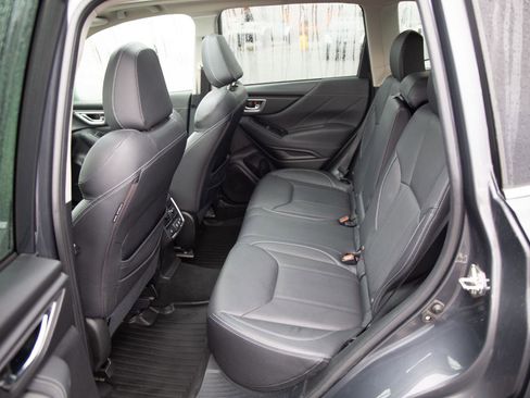 Used 2020 Subaru Forester Touring image 23