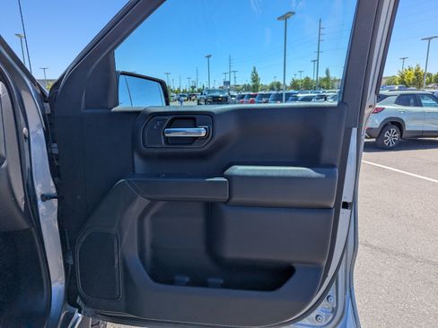 Certified 2020 Chevrolet Silverado 1500 Custom Trail Boss w/ Custom Convenience Package AWD/4WD image 36