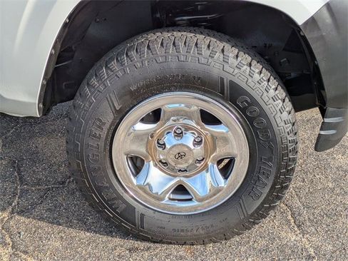 Used 2022 Toyota Tacoma image 11