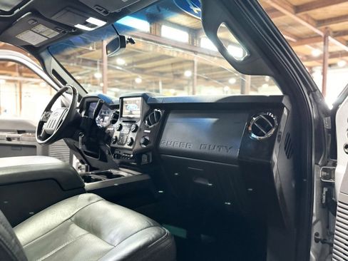 Used 2014 Ford F250 Platinum w/ FX4 Off-Road Package image 16