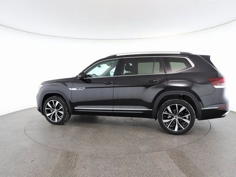 Used 2024 Volkswagen Atlas SEL Premium R-Line image 8