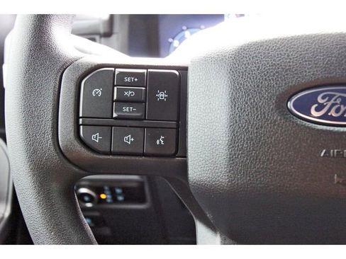 Used 2025 Ford F150 STX w/ Equipment Group 200A RWD image 18