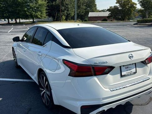 Used 2020 Nissan Altima 2.5 SR FWD image 7