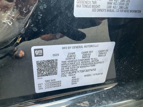 Used 2025 GMC Sierra 2500 AT4 w/ AT4 Premium Plus Package AWD/4WD image 18