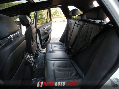 Used 2018 BMW X5 xDrive40e w/ Lighting Package AWD/4WD image 44
