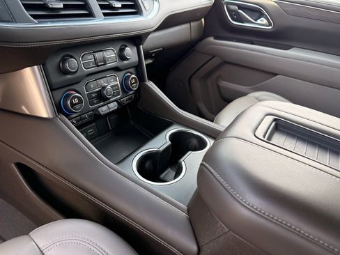 Used 2023 Chevrolet Tahoe LT w/ Luxury Package image 13