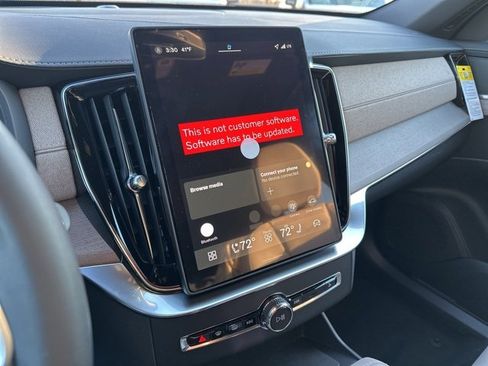 New 2026 Volvo XC90 B5 Core w/ Protection Package image 15