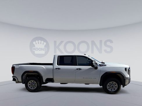 New 2026 GMC Sierra 2500 Pro w/ Convenience Package image 8