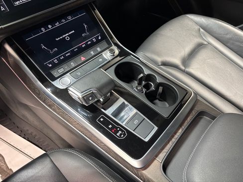 Used 2020 Audi Q8 Premium Plus w/ Premium Plus Package AWD/4WD image 13