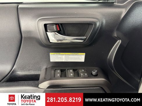Used 2019 Toyota Tacoma TRD Pro AWD/4WD image 12