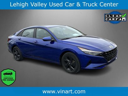 Certified 2023 Hyundai Elantra SEL w/ Preferred Accessory Package