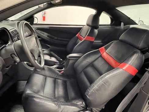 Used 2001 Ford Mustang GT image 45