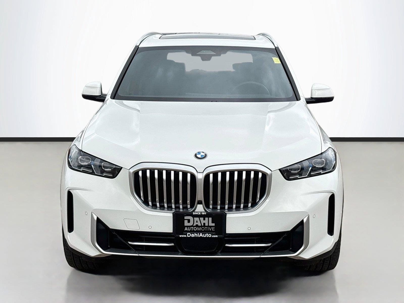 Used 2026 BMW X5 xDrive40i AWD/4WD image 3