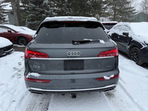 Used 2023 Audi Q5 2.0T Premium Plus w/ Premium Plus Package image 3