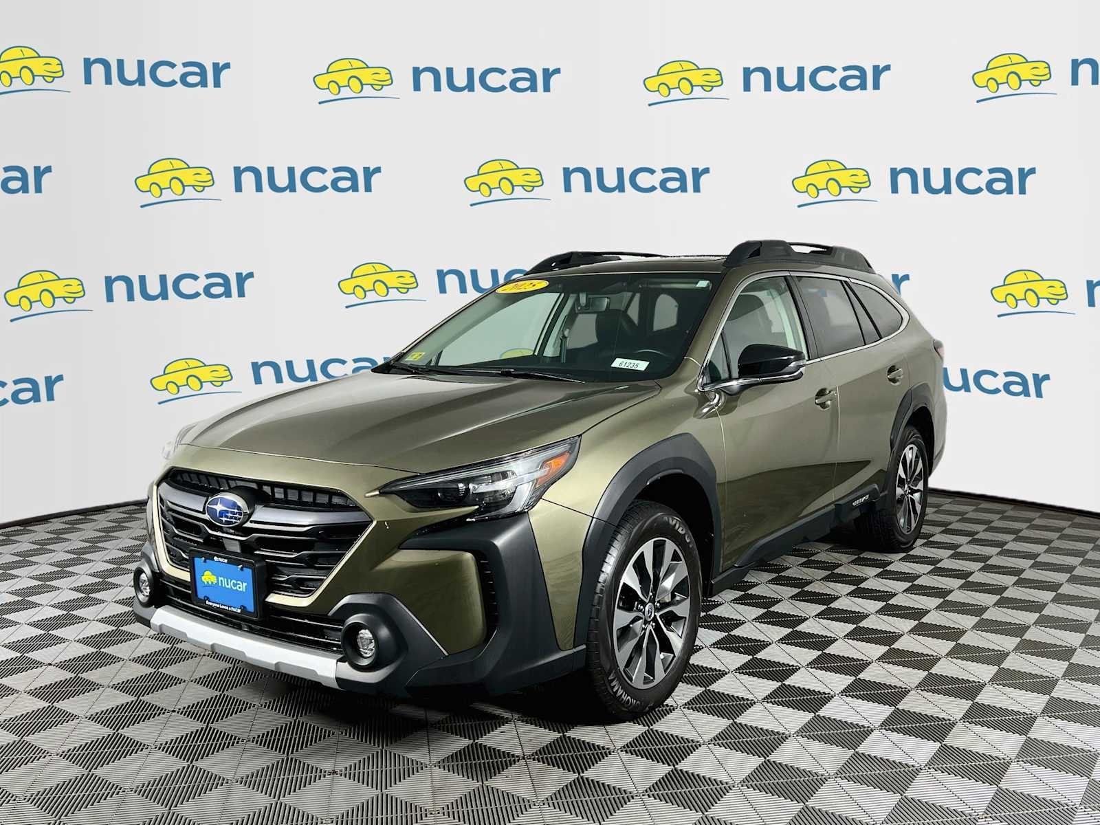 Used 2025 Subaru Outback Limited AWD/4WD image 3
