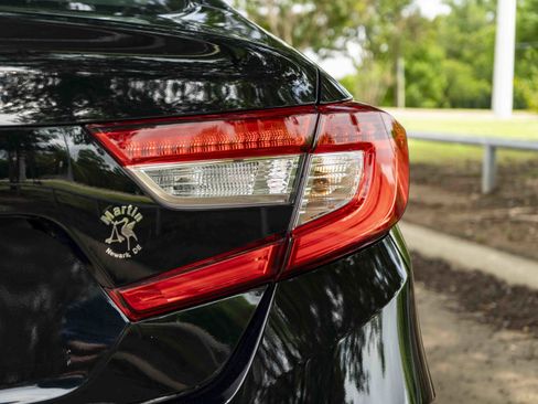 Used 2021 Honda Accord EX-L image 14