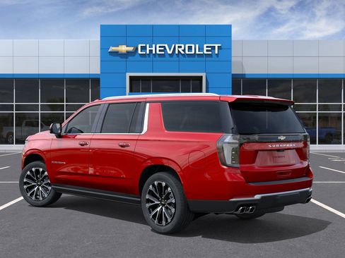 New 2025 Chevrolet Suburban High Country image 3