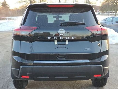 New 2026 Nissan Rogue SV w/ Cold Weather Package AWD/4WD image 16