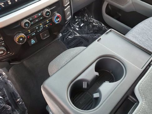 New 2026 Ford F350 XLT w/ XLT Premium Package AWD/4WD image 12