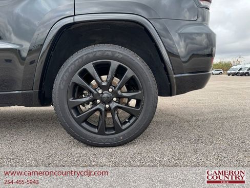 Used 2020 Jeep Grand Cherokee Altitude image 8