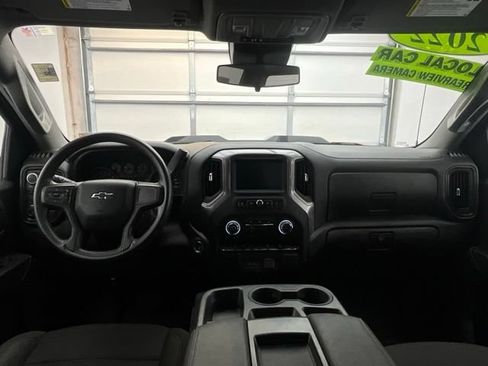 Used 2022 Chevrolet Silverado 1500 Custom Trail Boss AWD/4WD image 4