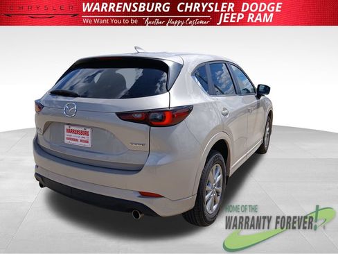 Used 2024 MAZDA CX-5 AWD 2.5 S w/ Select Package image 4