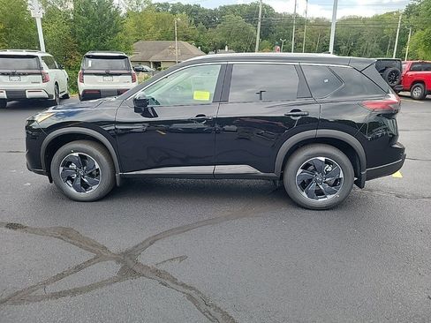 New 2026 Nissan Rogue SV w/ SV Premium Package image 2