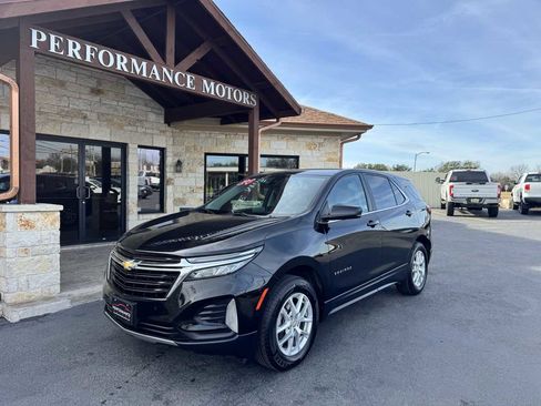 Used 2024 Chevrolet Equinox LT image 1