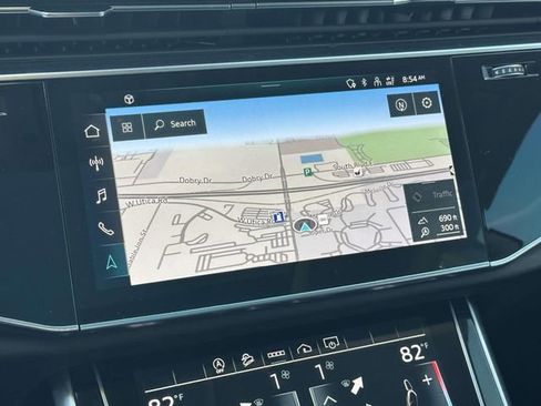 Used 2023 Audi Q8 Premium Plus w/ Premium Plus Package image 29