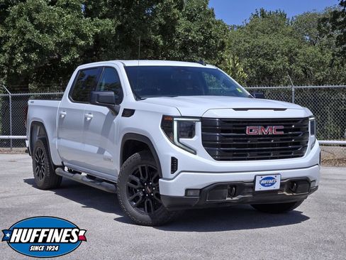 Used 2023 GMC Sierra 1500 Elevation AWD/4WD image 1