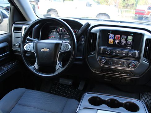 Used 2019 Chevrolet Silverado 1500 LT image 10