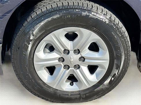 Used 2016 Chevrolet Traverse LS image 33