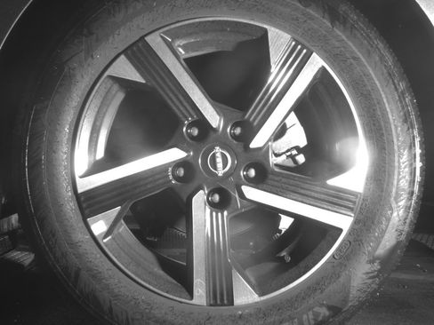 Used 2025 Nissan Sentra SV image 14