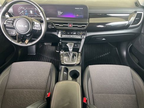 Used 2024 Kia Seltos S AWD/4WD image 17
