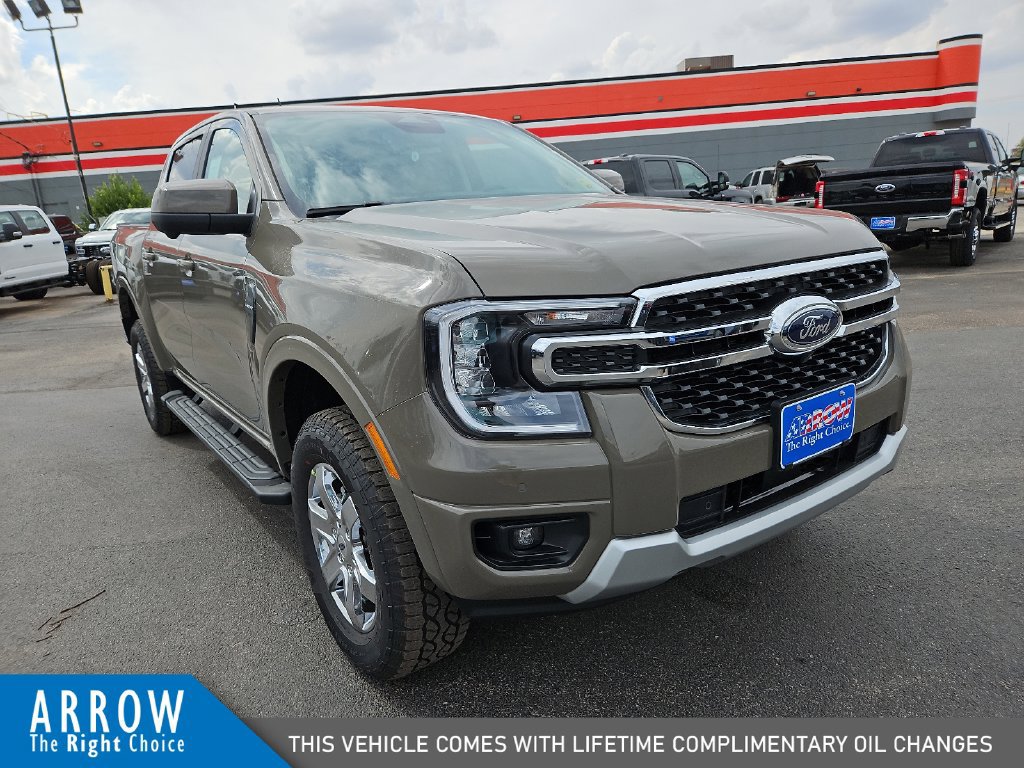 New 2026 Ford Ranger Lariat w/ Chrome Accent Package AWD/4WD image 2