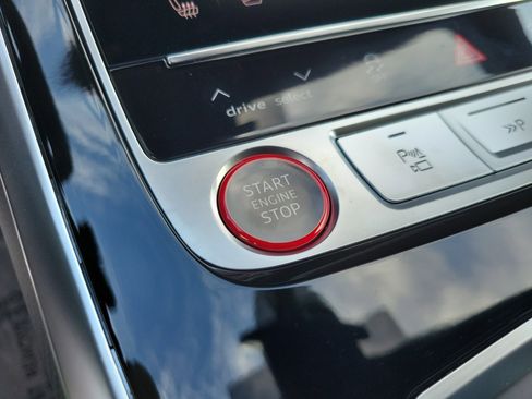 New 2026 Audi RS Q8 performance image 32