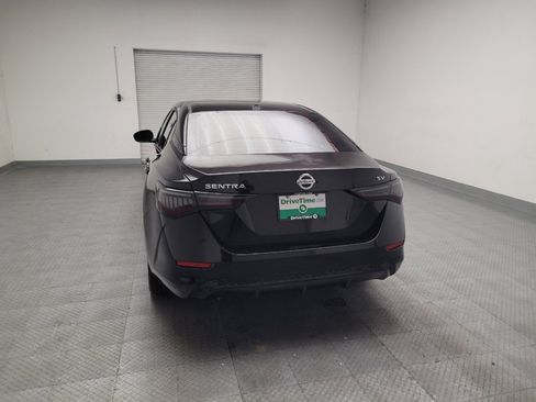 Used 2021 Nissan Sentra SV w/ SV Premium Package FWD image 5