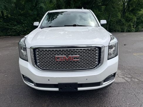 Used 2016 GMC Yukon Denali w/ Open Road Package AWD/4WD image 2