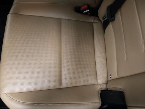 Used 2024 Hyundai Santa Fe Limited image 17