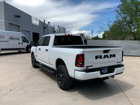 Used 2025 RAM 2500 Big Horn AWD/4WD image 3