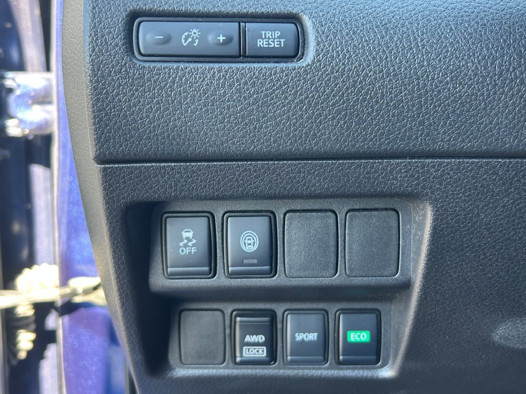 Used 2021 Nissan Rogue Sport S AWD/4WD image 22