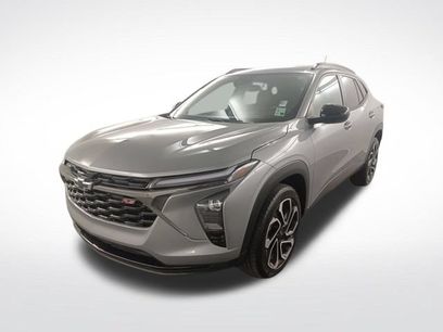 Used 2025 Chevrolet Trax RS w/ Driver Confidence Package