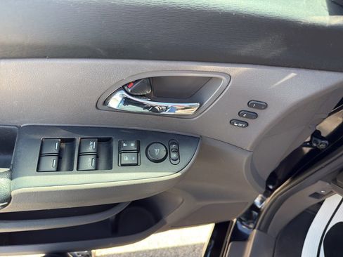 Used 2014 Honda Odyssey Touring image 18