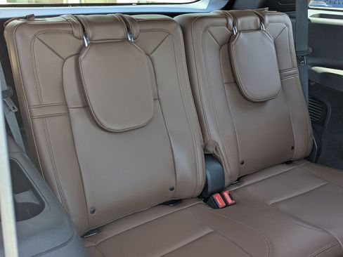 Used 2022 Lincoln Aviator Reserve w/ Equipment Group 201A AWD/4WD image 29