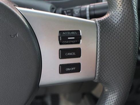 Used 2016 Nissan Frontier SV image 25