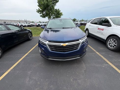 Used 2022 Chevrolet Equinox LT FWD image 8