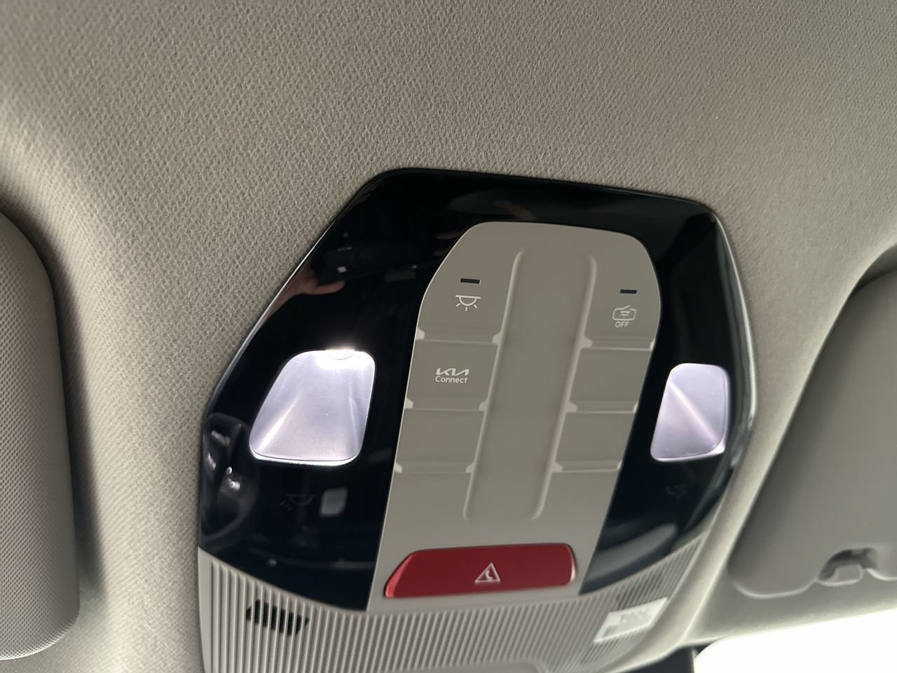 New 2027 Kia Seltos S FWD image 10