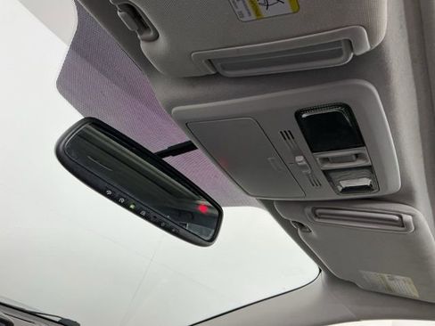 Used 2014 Subaru Forester 2.5i Premium w/ All-Weather Package image 22